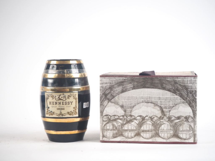 1 FLACON (94.5 cl) COGNAC HENNESSY VSOP 'GRANDE RÉSERVE' - COFFRET  