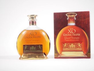 Vente aux enchères 1 BOUTEILLE COGNAC GRANDE CHAMPAGNE 1er GRAND CRU DU COGNAC V.I.P XO F