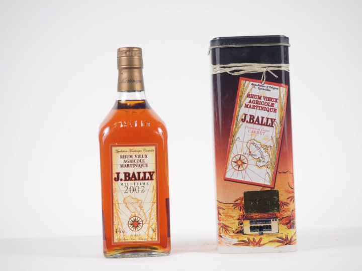 1 BOUTEILLE RHUM BALLY 70 cl - 43 % - 2002 - COFFRET 
