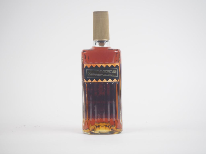 1 BOUTEILLE RHUM CHARLESTON 75 cl - 44 % 