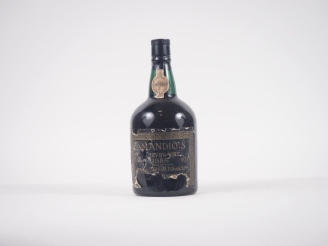 Vente aux enchères 1 BOUTEILLE PORTO AMANDIO'S - 1954 - ETA 