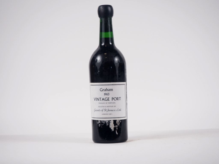 1 BOUTEILLE VINTAGE PORT GRAHAL GRANTS OF JAMES'S LTD - 1963 