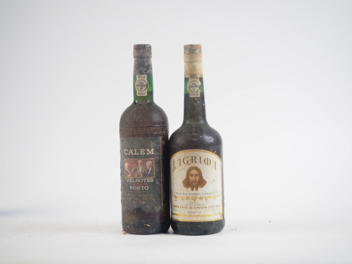 2 BOUTEILLES : 1 PORTO BLANC CALEM VELHOTES BS/1 PORTO LAGRIMA ADRIANO