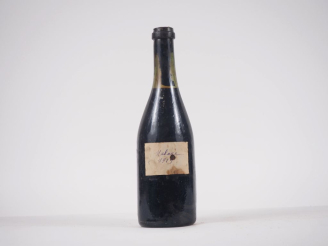 Vente aux enchères 1 TRÈS VIEILLE BOUTEILLE MALAGA - 1913 - ETIQUETTE MANUSCRITE/CAPS ABS
