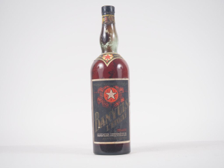 Vente aux enchères 1 VIEILLE BOUTEILLE BANYULS "EXTRA VIEUX" L'ÉTOILE
