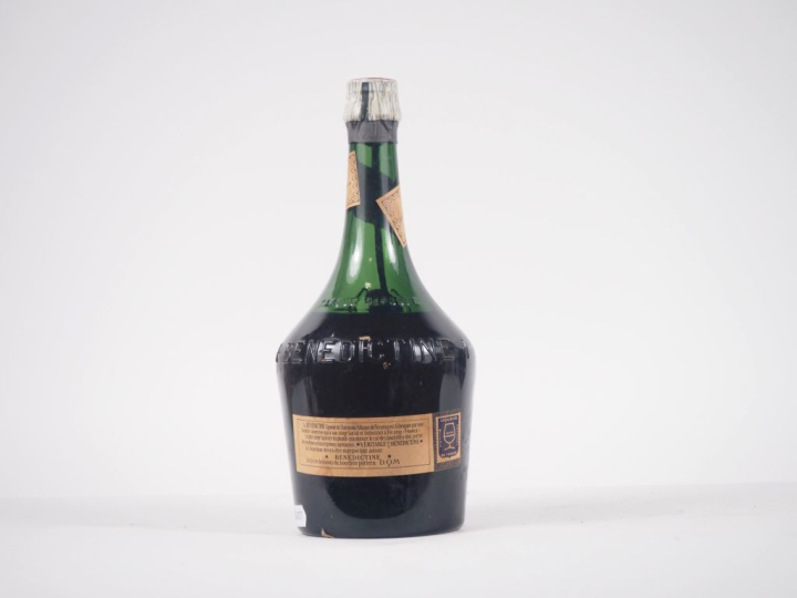 1 VIEILLE BOUTEILLE BÉNÉDICTINE - SE