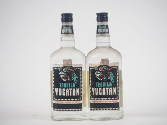 Vente aux enchères 2 BOUTEILLES TEQUILA YUCATAN 70 cl - 38 %