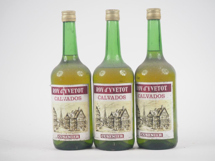 3 BOUTEILLES CALVADOS ROY D'YVETOT CUSENIER