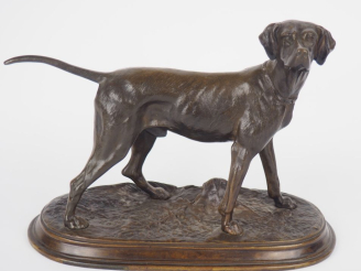 Vente aux enchères G. BENESS. "le braque" Sculpture en bronze à patine brune (retirage) D