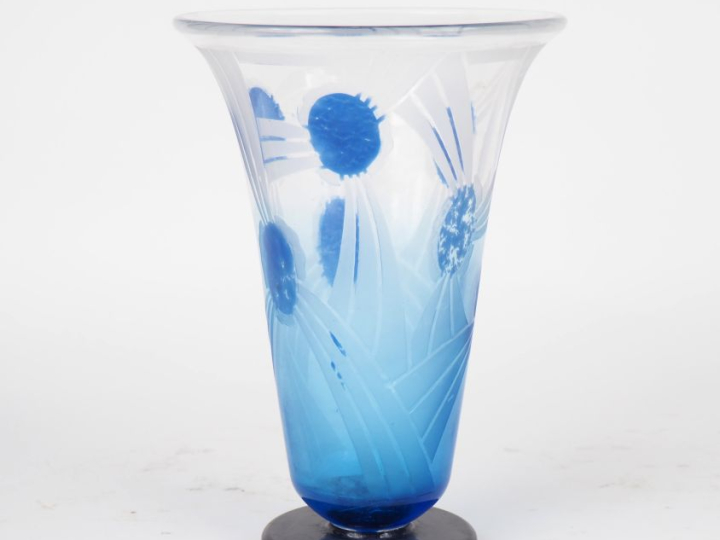 CHARDER LE VERRE FRANCAIS. Vase tulipe, décor Art Déco H. 22 cm