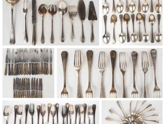 Vente aux enchères CHRISTOFLE. Partie de ménagère en métal argenté modèle Art Déco. Compr