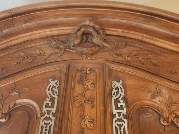 Armoire provençale fin XVIIIème début XIXème de style Louis XVI, en no