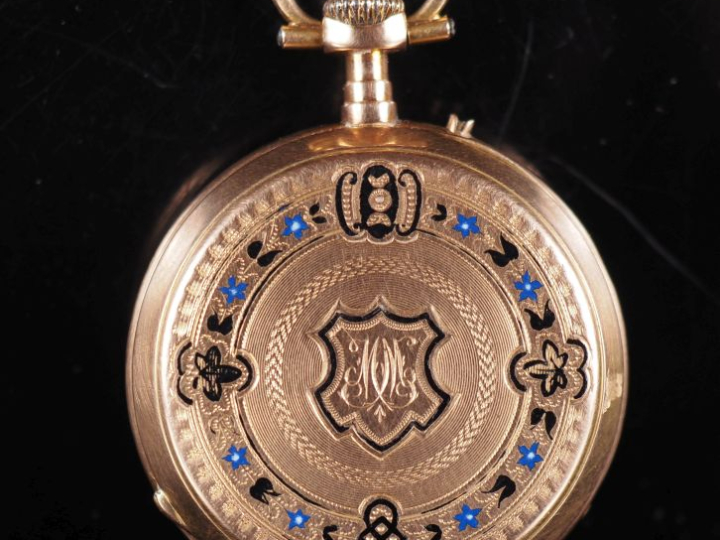 ROLAND - CHAUMONT, à Brulon Montre de col Napoléon III, en or jaune 75