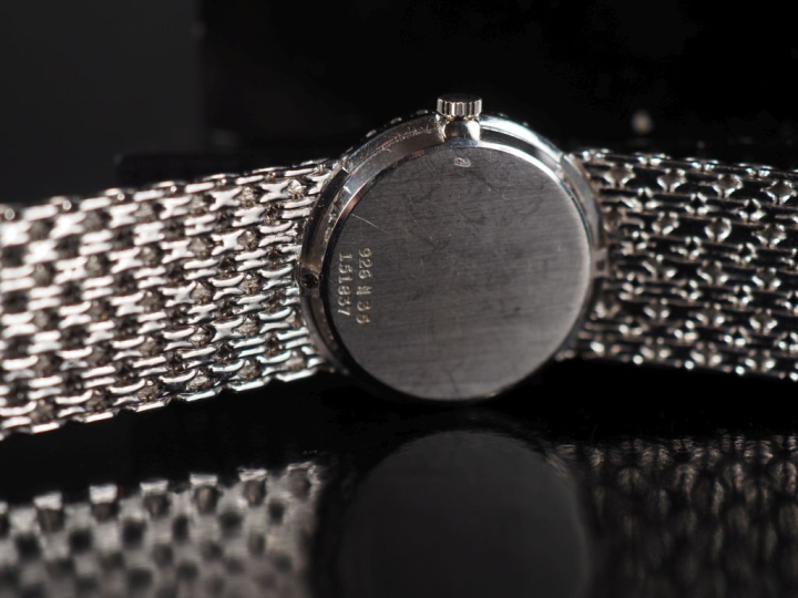 PIAGET Ref. 926 N35. N°151837 Vers 1968 Montre-bracelet de dame en or 