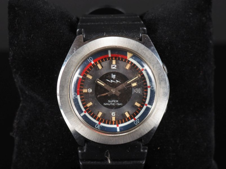 LIP, Super Nautic-Ski « Patents Pending » N° 866265 Vers 1970 Montre-b
