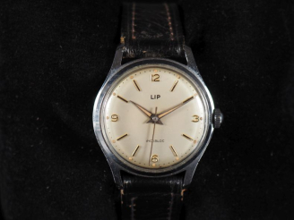 Vente aux enchères LIP, Incabloc Ref. 510507 Montre bracelet vintage en métal argenté.  C