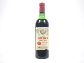 Vente aux enchères 1 BOUTEILLE PETRUS POMEROL - 1976 - HEP-MEP/ELA