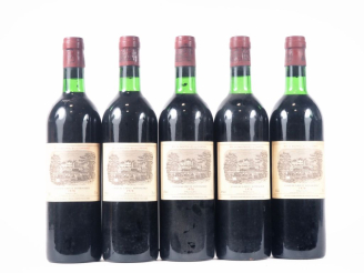 Vente aux enchères 5 BOUTEILLES CHÂTEAU LAFITE ROTHSCHILD 1er GCC PAUILLAC - 1978 -  2 BO