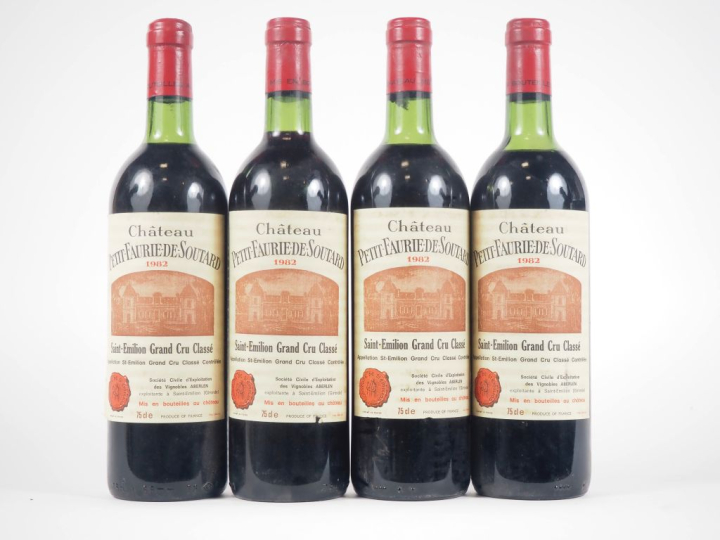 4 BOUTEILLES CHÂTEAU PETIT FAURIE DE SOUTARD GCC ST ÉMILION - 1982 - 1
