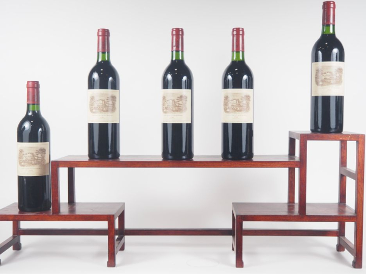 5 BOUTEILLES CHÂTEAU LAFITE ROTHSCHILD 1er GCC PAUILLAC - 1984 - 4 BON