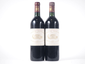 Vente aux enchères 2 BOUTEILLES CHÂTEAU MARGAUX 1er GCC MARGAUX - 1986 - 2 BG/1 CAPS LÉGE