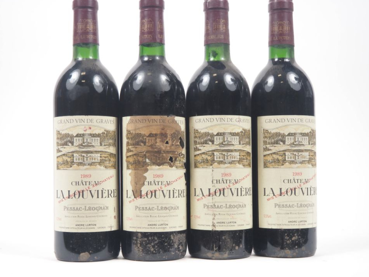 4 BOUTEILLES CHÂTEAU LA LOUVIÈRE GRAVES - 1989 - 3 BONS NIVEAUX/1 BG/1