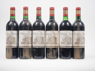 Vente aux enchères 6 BOUTEILLES CHÂTEAU RIPEAU GCC ST ÉMILION - 1989 - 1 BON NIVEAU/1 BG/