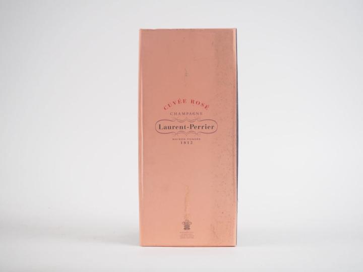 1 BOUTEILLE CHAMPAGNE ROSÉ LAURENT PERRIER - COFFRET 