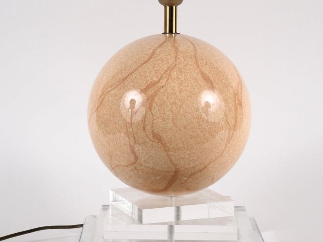 Lampe années 70 de style Art Déco en verre à l'imitation du marbre et 