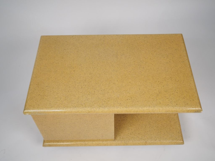 Jean Claude MAHEY.  Desserte roulante et sa lampe en composition à l'i