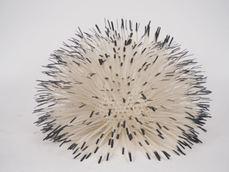 Vente aux enchères 2 différents plafonniers vintage.