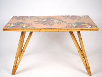 Vente aux enchères Adrien AUDOUX et Frida MINET.  Table de salle à manger en bambou à 12 