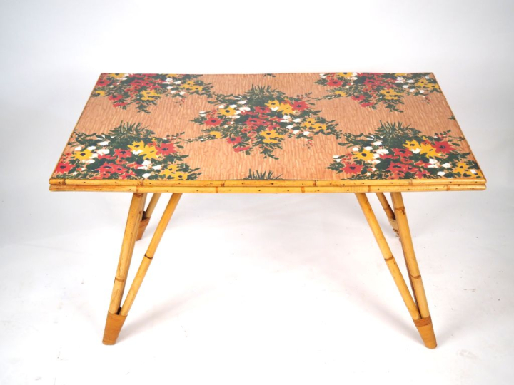 Adrien AUDOUX et Frida MINET.  Table de salle à manger en bambou à 12 