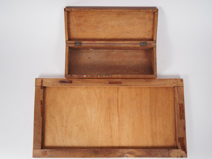 Coffret et cadre en marqueterie, "le labeur au champ". Dim. 8 x 38 x 1