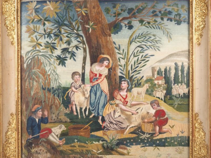 Soie brodée Directoire, "pastorale", visage aquarellés. Dim. 50 x 54 c