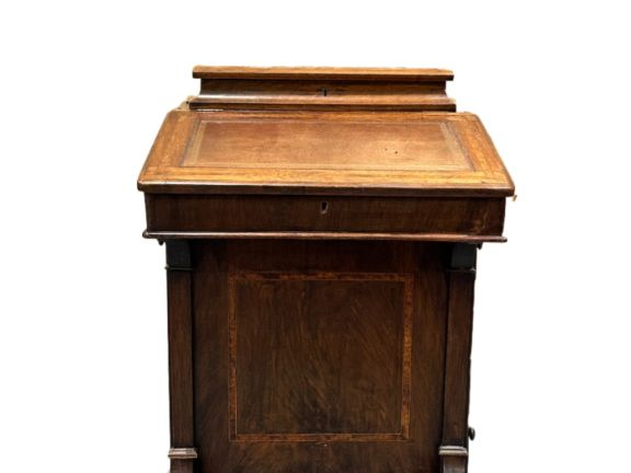 Bureau Davenport XIXème en marqueterie, ouvrant à un abattant, quatre 