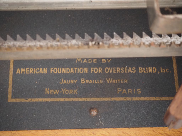 AMERICAN FOUNDATION FOR OVERSEAS BLIND Inc, Calculatrice américaine en