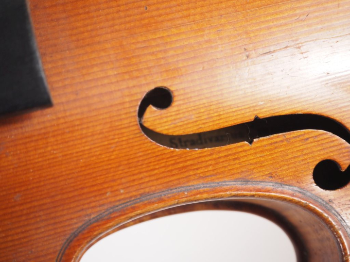 Violon	 français fait à Mirecourt dans les atelier Laberte Humbert. 3/