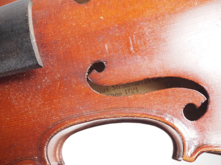 Violon 	français fait dans les ateliers Laberte Humbert vers 1930  Gra