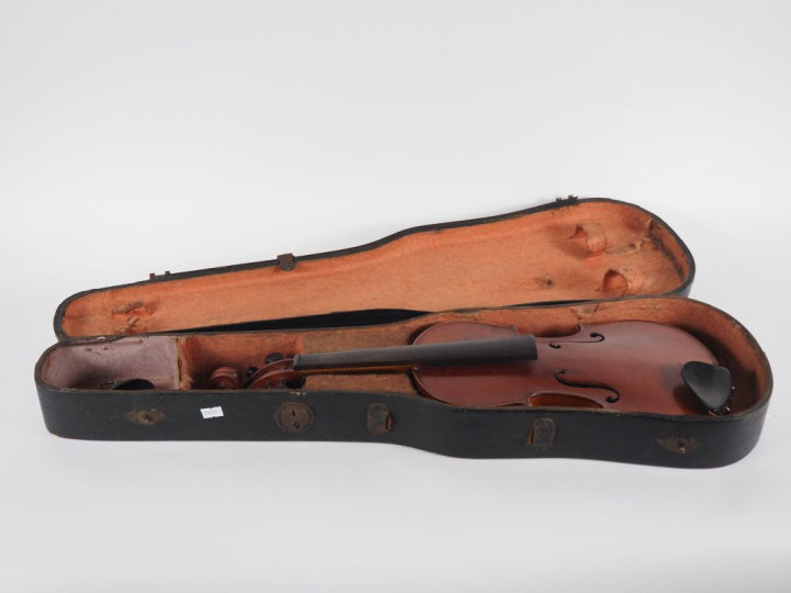 Violon 	français fait dans les ateliers Laberte Humbert vers 1930  Gra