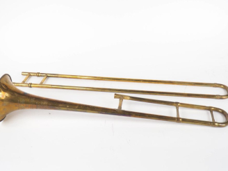 Vente aux enchères Antoine COURTOIS, 88 rue des marais St Martin. Trombone n°6939