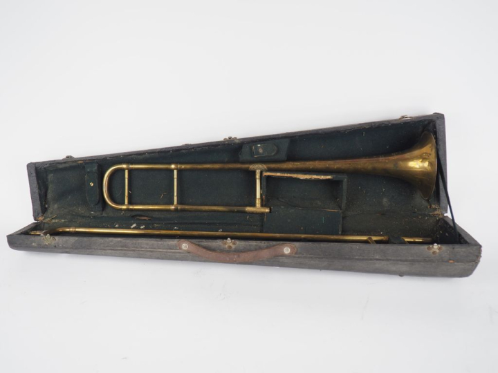Antoine COURTOIS, 88 rue des marais St Martin. Trombone n°6939