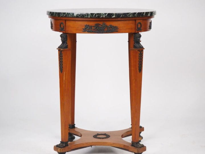 Guéridon XIXème de style Empire, plateau circulaire dessus marbre vert