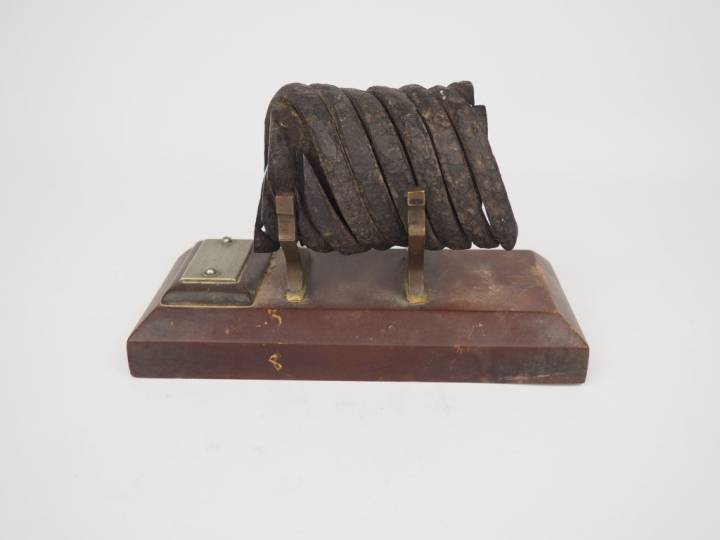 Portion de Pacific cable "cut by S.M.S Nurnburg at Fanning Island, 191