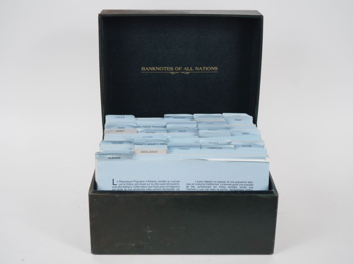 Coffret  "banknotes of all nations"  Edition Franklin des années 80, c