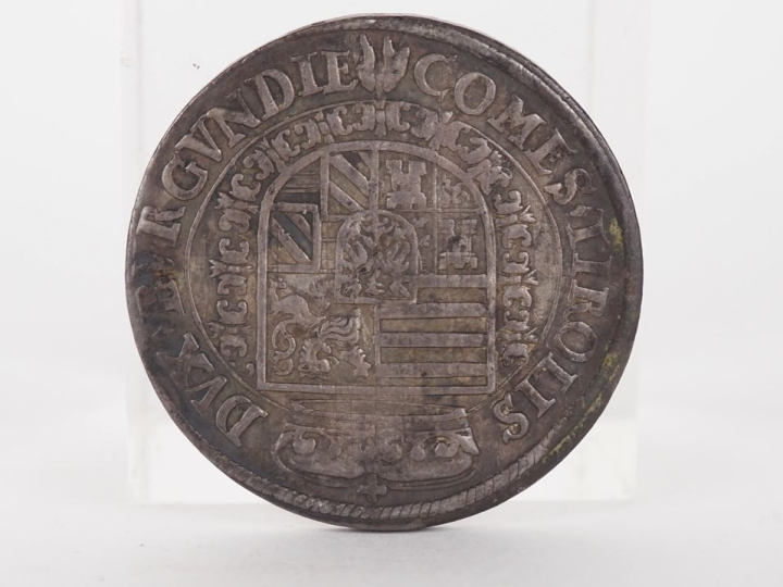 Thaler Ferdinand 1er en argent. Poids. 28 g.