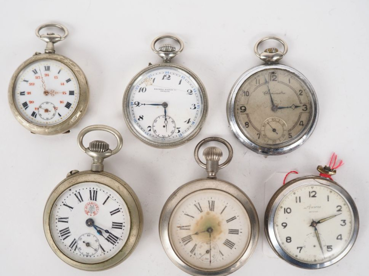 Ensemble comprenant :  - W. ROROSSKOPF   Cie Montre de gousset en méta