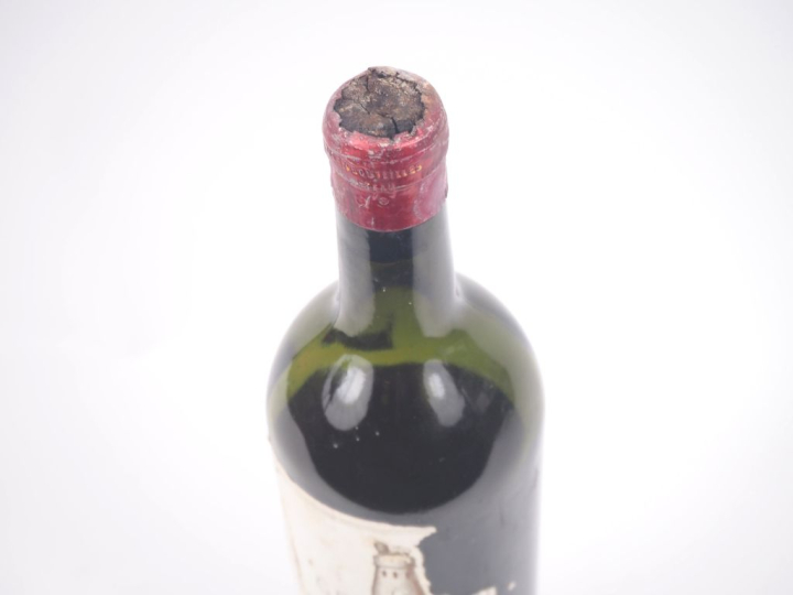 1 BOUTEILLE CHÂTEAU LATOUR 1er GCC PAUILLAC - 1928 - VIDANGE/EA/CAPS T