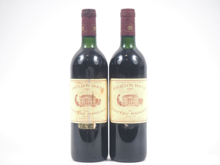 2 BOUTEILLES PAVILLON ROUGE DU CHÂTEAU MARGAUX  - 1985 - 1 BG/1 LB/1 E
