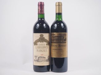 Vente aux enchères 2 BOUTEILLES : 1 CHÂTEAU ROUGET POMEROL - 1985 - LB / 1 CHÂTEAU LABEGO